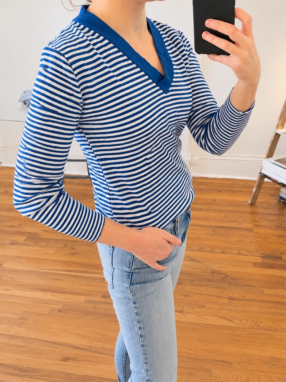 VTG Blue White Stripe V Neck Knit Pullover Sweater Jumper Academia Prep XS S M - Picture 15 of 16